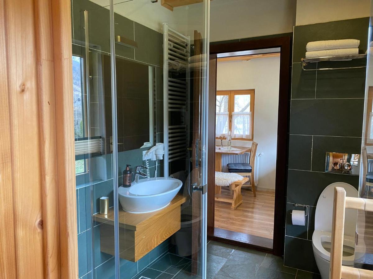 Magnolia Resort Chalets Vişeu de Sus Esterno foto