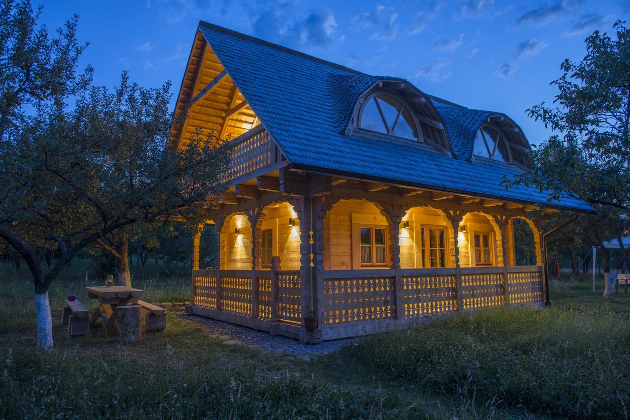 Magnolia Resort Chalets Vişeu de Sus Esterno foto